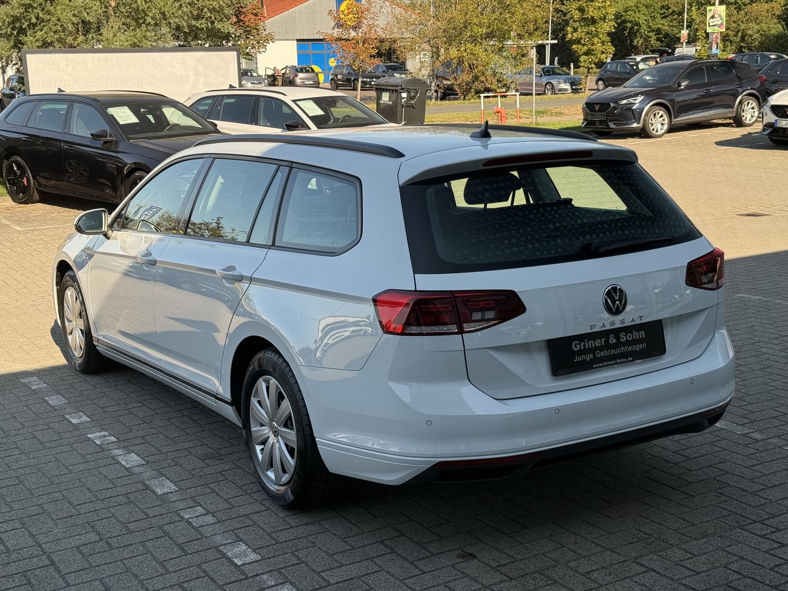 Volkswagen Passat ,R-Kam,Winter,CarPlay,3-Zonen,ACC, миниатюра 8