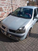 Renault Clio 2 1.2 16 V - Renault Clio aus 2002: 1.2