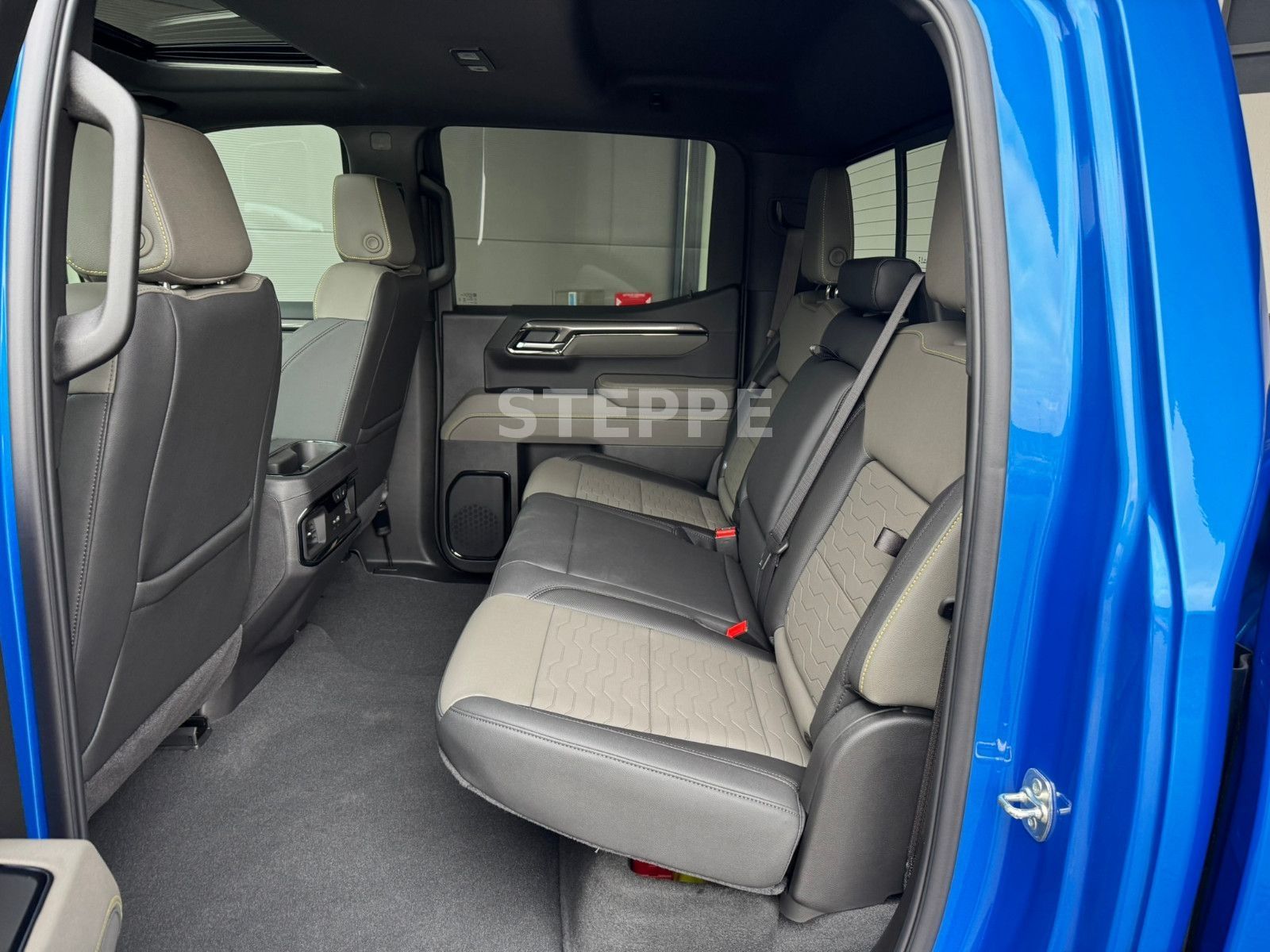 Chevrolet 2025 Silverado ZR2 6,2V8 Crewcab Tech-Pack. AHK