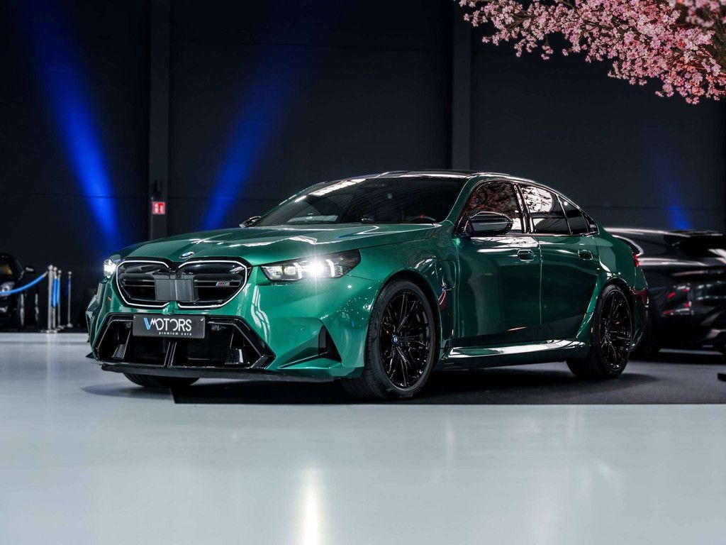 BMW M5 M5 PHEV 4.4 - M Drive Pro - M Carbon - Bowers imagem 2