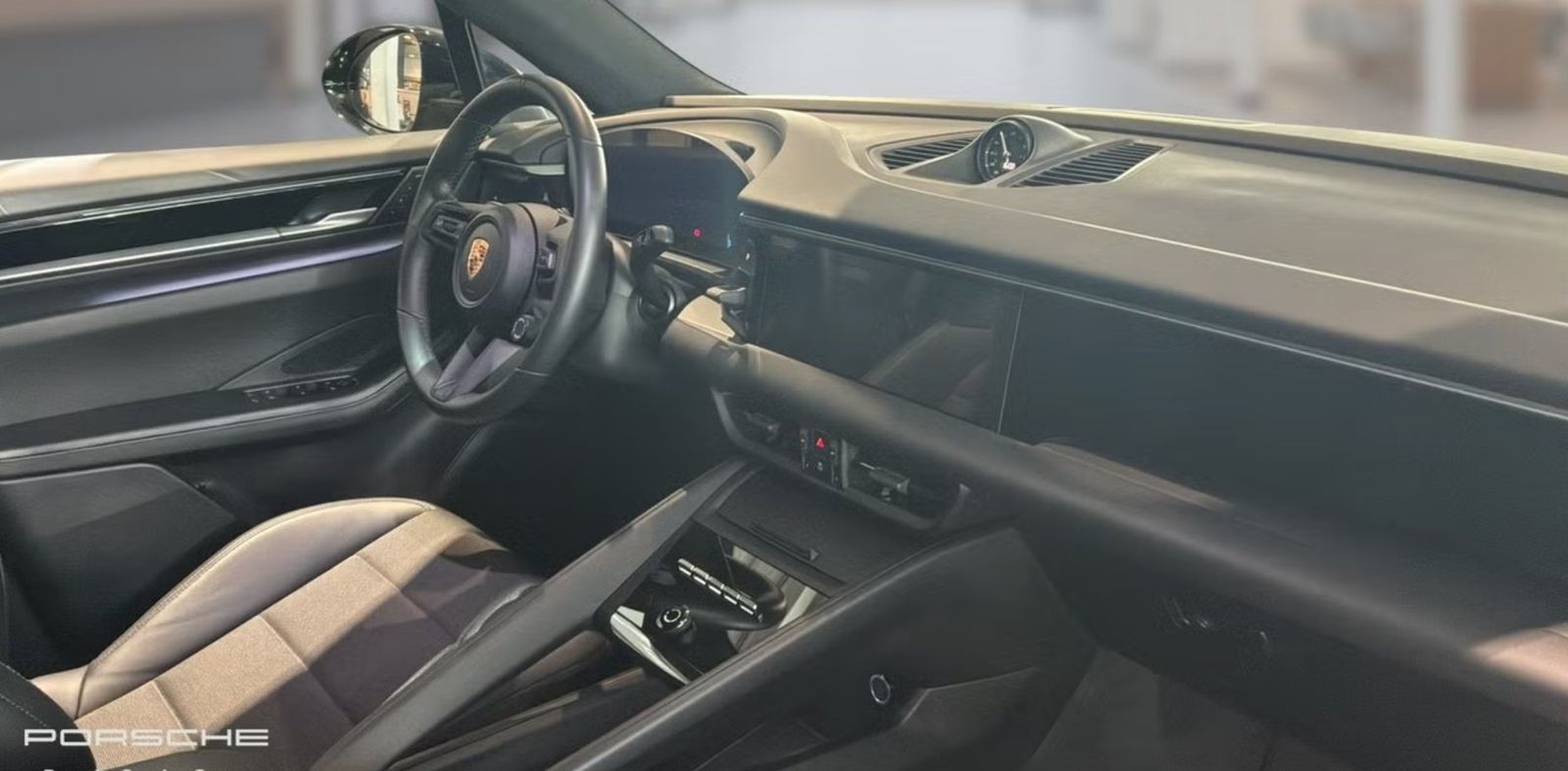 Porsche Macan Electric 4 foto 13