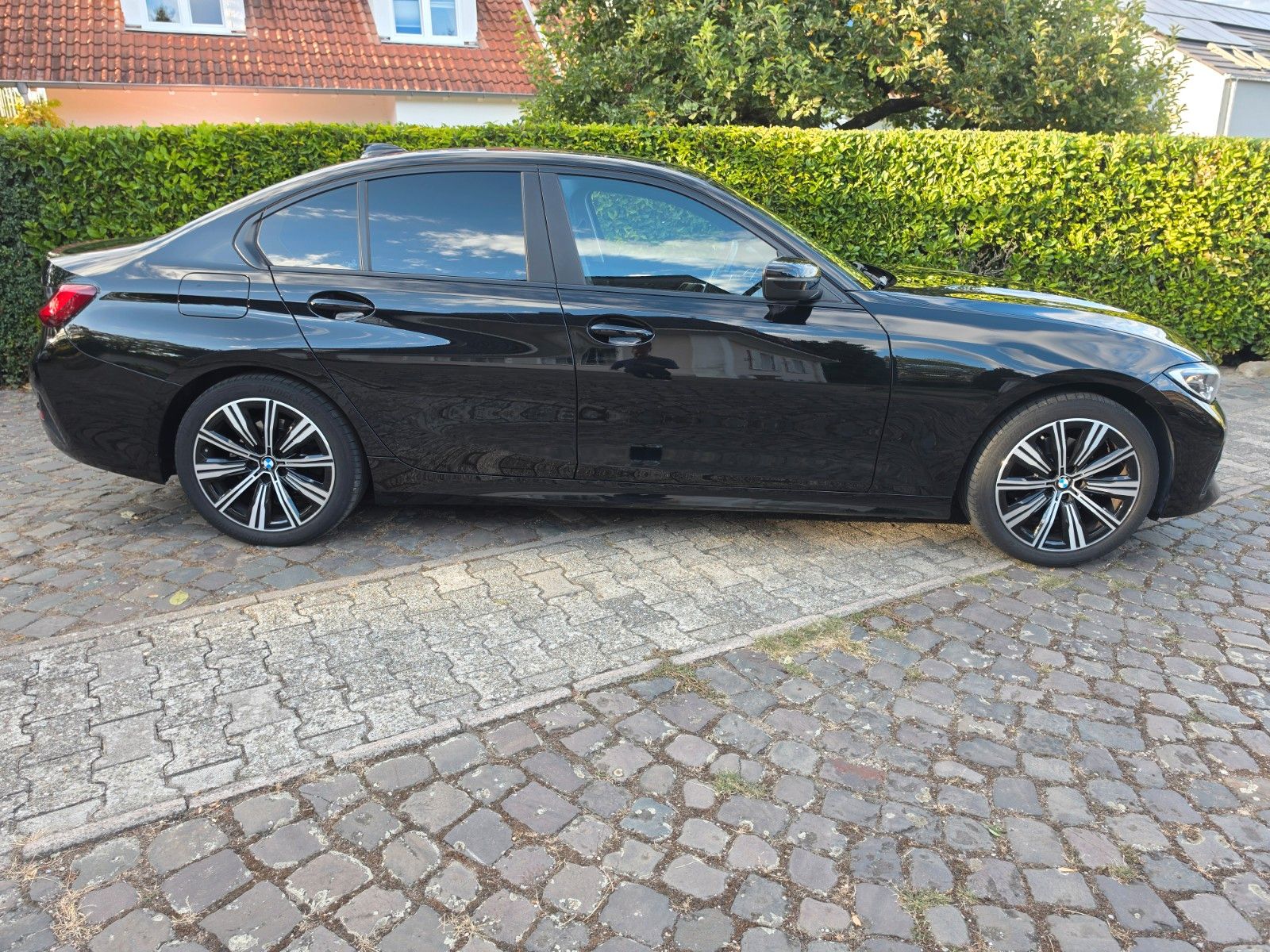 BMW 320d M Sport Lenkrad Memory Pano Live HiFi foto 5