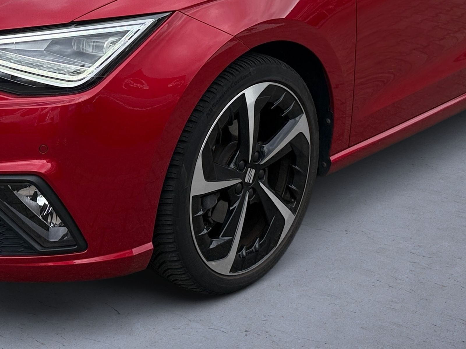 Fahrzeugabbildung SEAT Ibiza 1.0 TSI FR *GJR*BEATS*NAVI*KAMERA*