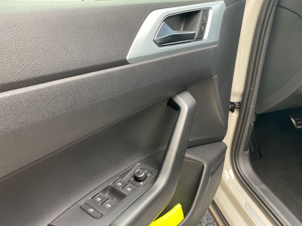 Fahrzeugabbildung Volkswagen Taigo 1.0 TSI OPF DSG