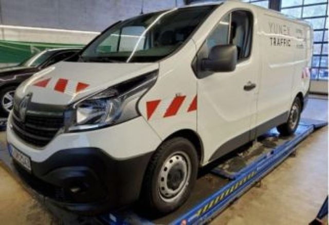 Renault Trafic L1H1 3,0t Komfort Regale Navi AHK R.Cam