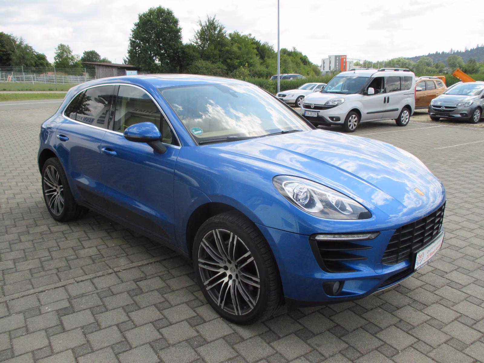 Porsche Macan S 258ch - Carnet entretien - Toit ouvrant panoramique - Led - Carplay - Hayon éléctrique