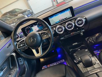 Mercedes-Benz CLA 180 *NAVI*LANE-ASSIST*KAMERA*NAVI*PDC*SZHZ*