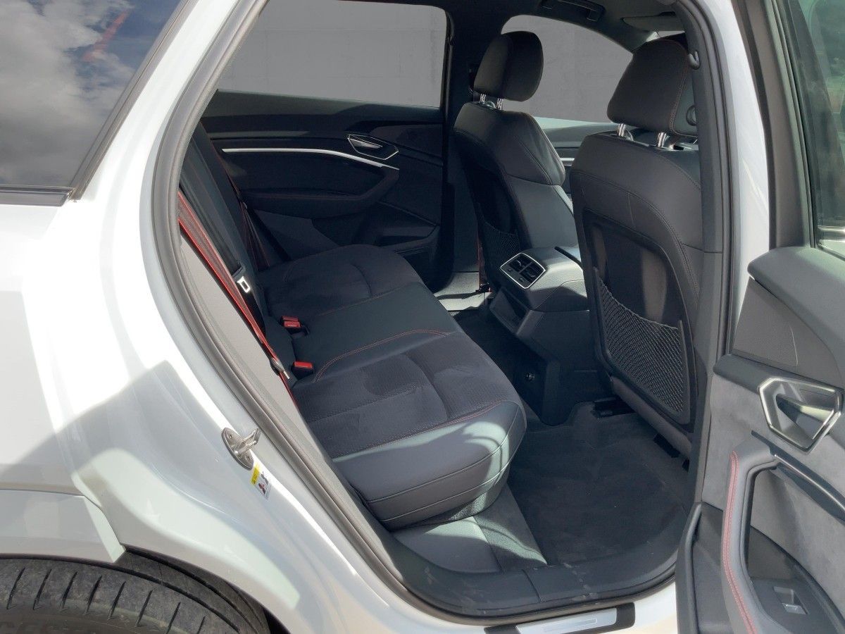 Audi Q8 e-tron - Bild 13