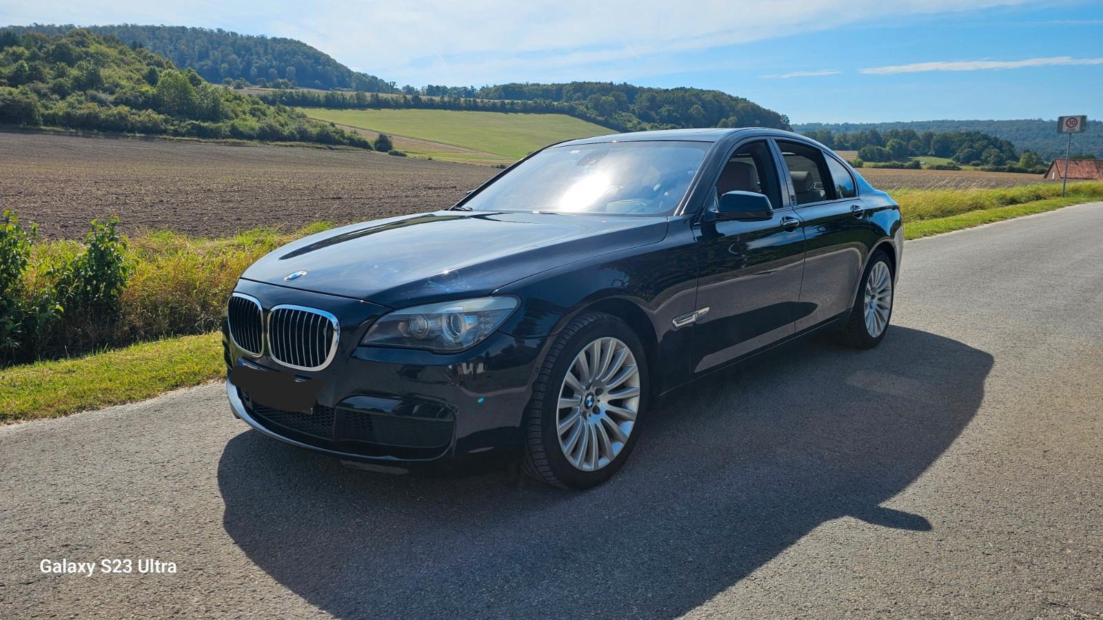BMW 750