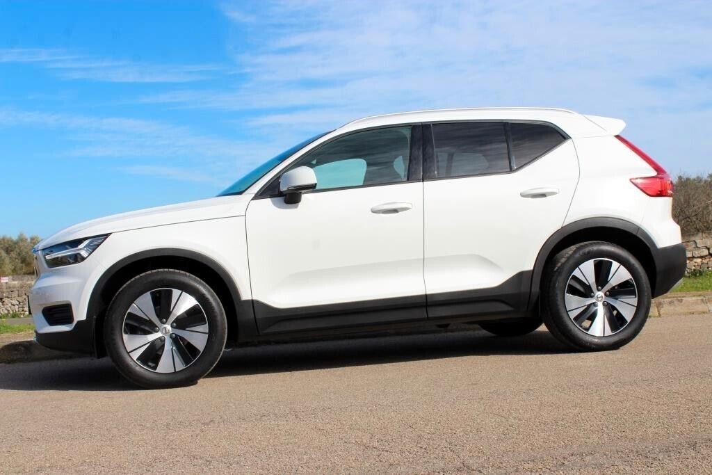 Volvo VOLVO XC40 D3 150 CV *Camera 360 *FULL LED imagem 2