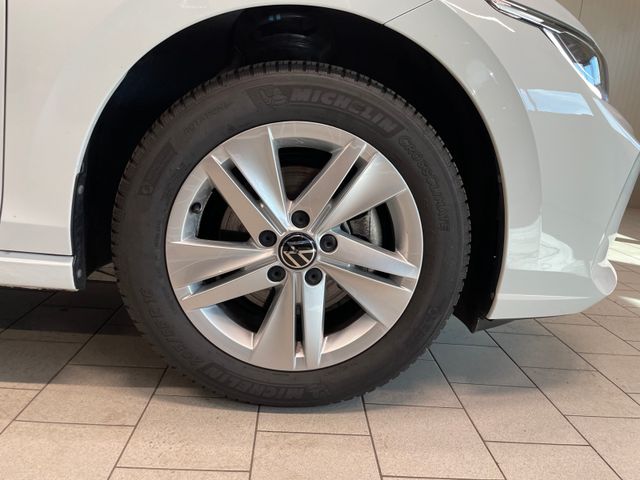 Golf VIII Life 1.5 TSI LED KAM SHZ ACC