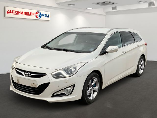 Hyundai i40 Kombi 1.6 GDI Duo-AAC PDC Xenon Navi SHZ