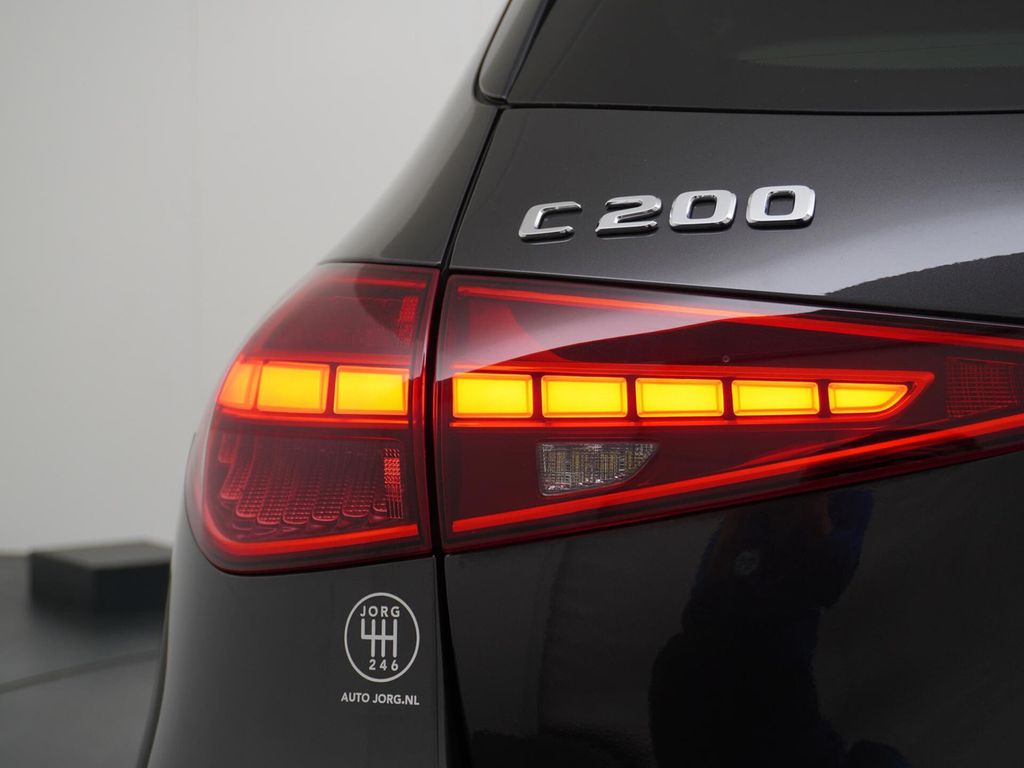 Mercedes-Benz C 200 Estate Launch Edition Luxury Line panorama
