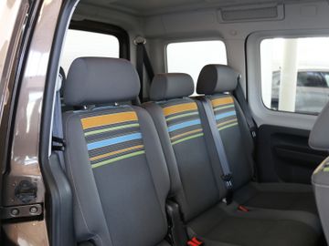 Volkswagen Caddy 1.6TDI DSG KLIMA STANDHZG 7SITZ FLÜGELTÜR