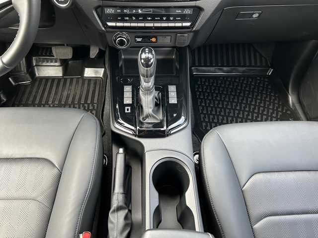 Isuzu Double Cab 4WD V-CROSS AT *EXTREM Höher AHK LB*