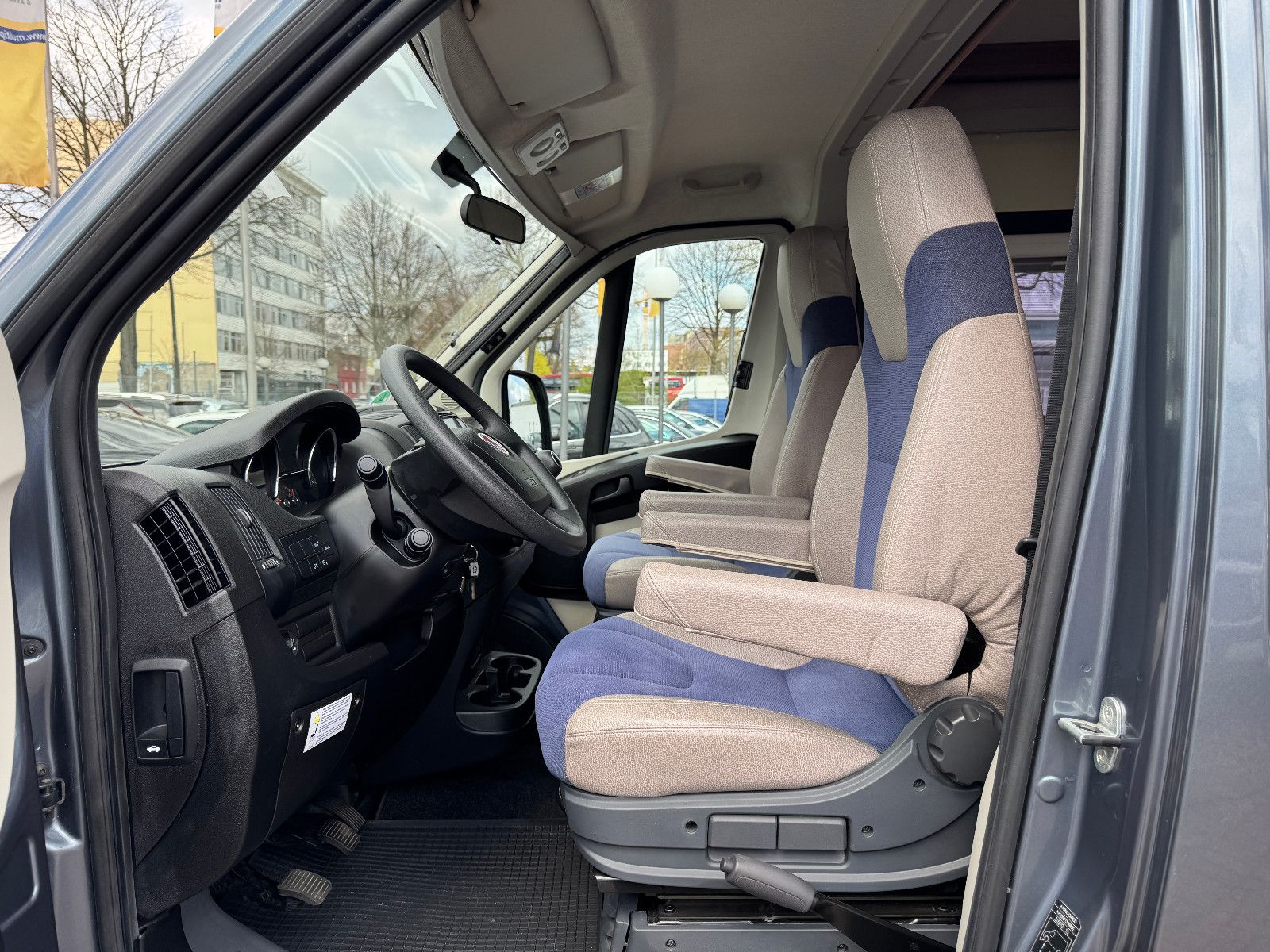 Fahrzeugabbildung Weinsberg 540 CaraBus FIAT DUCATO AHK STANDHEIZUNG 1.HAND