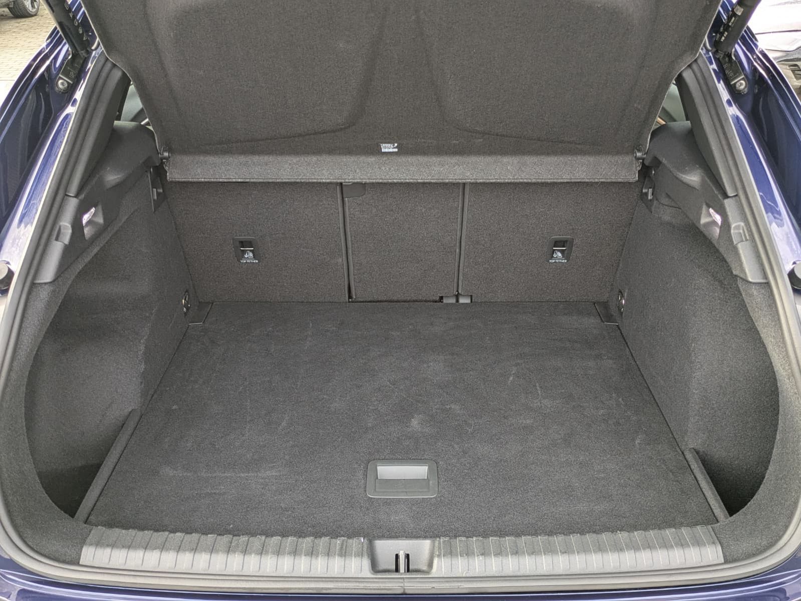 Fahrzeugabbildung CUPRA Terramar 2.0 TSI 4D VZ HUD*MATRIX*PANO*DCC*20"