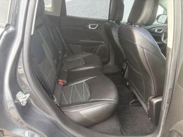 Fahrzeugabbildung Jeep Compass High Upland 4xe ACC AHK Nav Klimaaut uvm