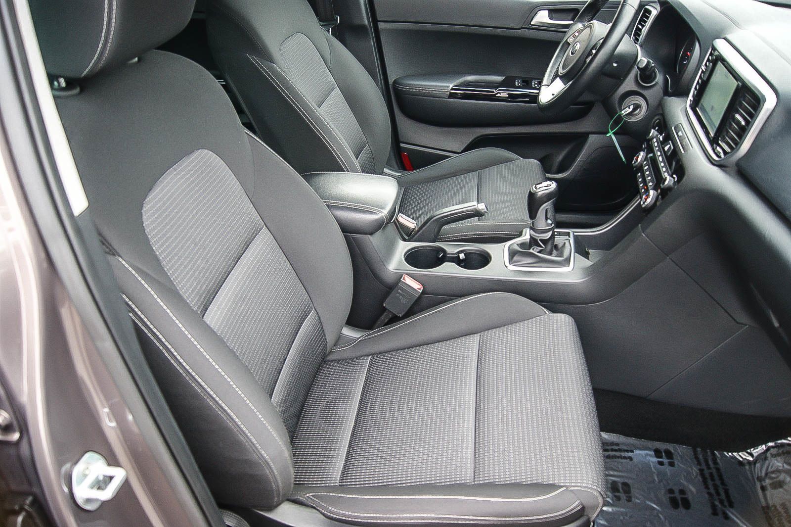 Fahrzeugabbildung Kia Sportage 1.6 GDI Dream Team 2WD NAVI KAMERA 4SHZ