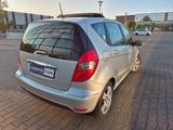 Mercedes-Benz A 180*Avantgarde*Panorama*Tüv Neu*12M Garantie - Mercedes-Benz A 180: Avantgarde