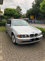 BMW e39 520i Touring 155 tkm - BMW 520 aus 2001: Kombi