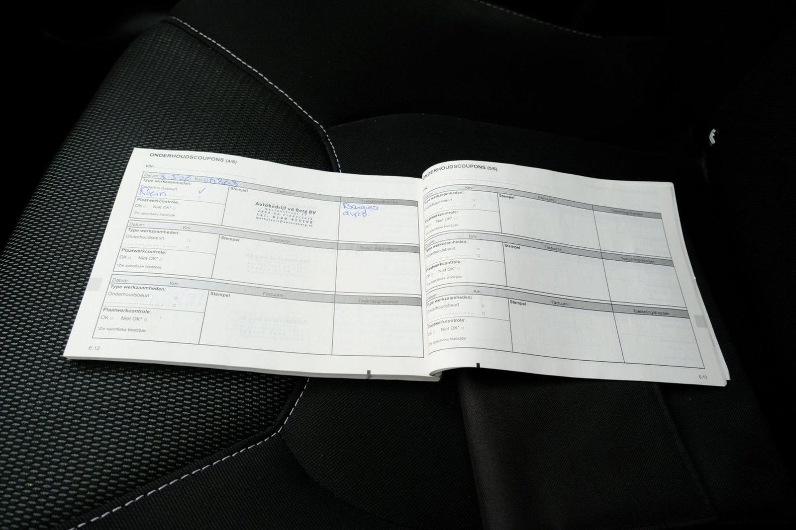 Renault Clio 2014 — photo 20