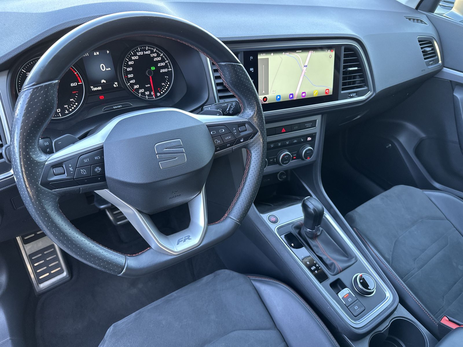 Fahrzeugabbildung SEAT Ateca 2.0 TDI DSG 4Drive FR NAV+LED+AHK+KAM+1HD