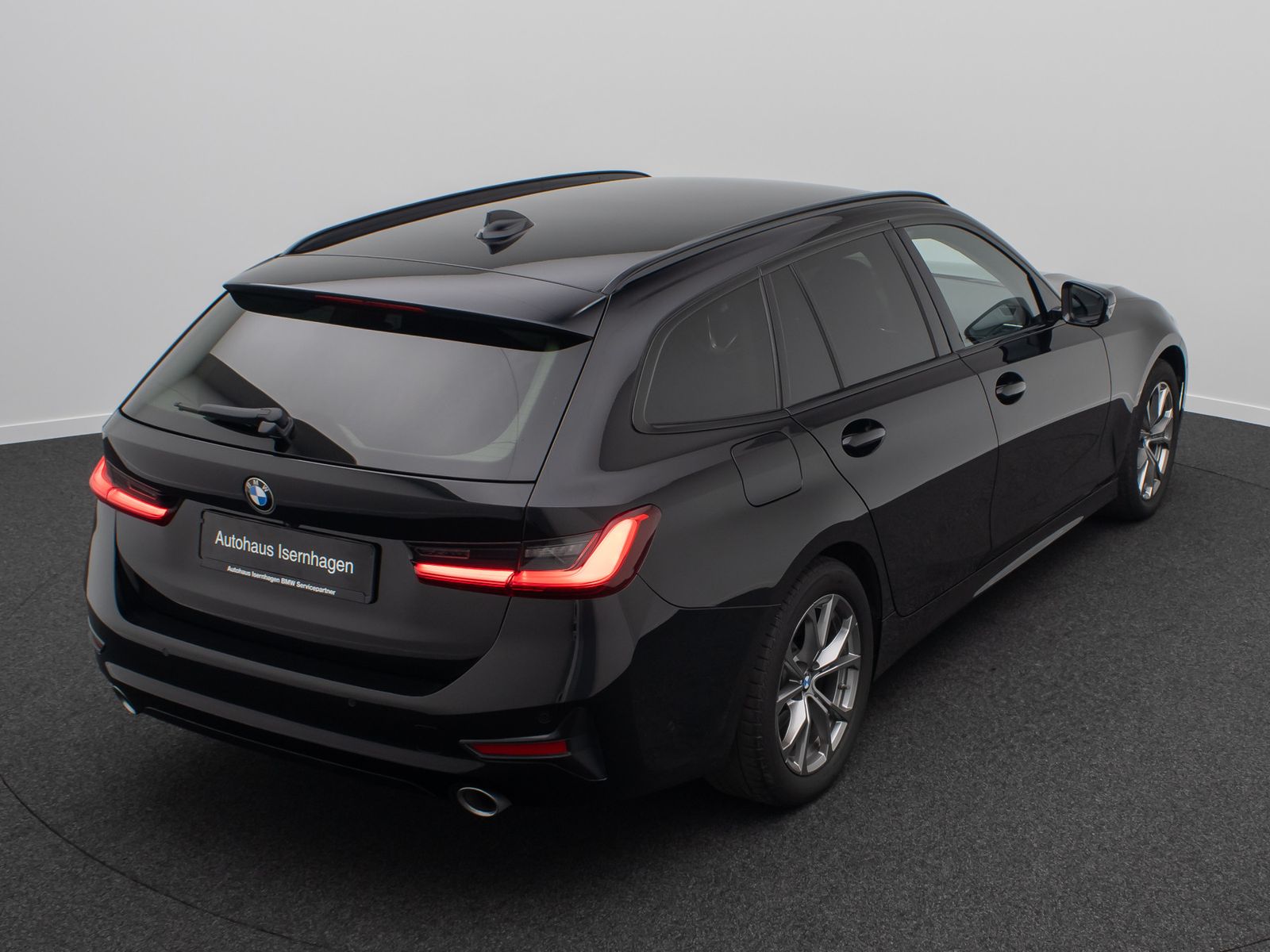 Fahrzeugabbildung BMW 320d Sport Line HUD 360°Komfort DriveAs Cockpit+