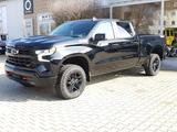 Chevrolet Silverado Trail Boss 5.3l V8 Longbet / 3.5T AHK - scheckheftgepflegte Chevrolet Silverado