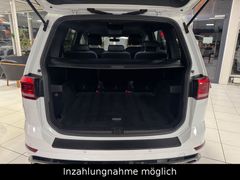 VW Touran 1.4 TSI R-LINE/LED/NAVI/ACC/DAB/AHK/CAM! VW Touran 1.4 TSI R-LINE/LED/NAVI/ACC/DAB/AHK/CAM!