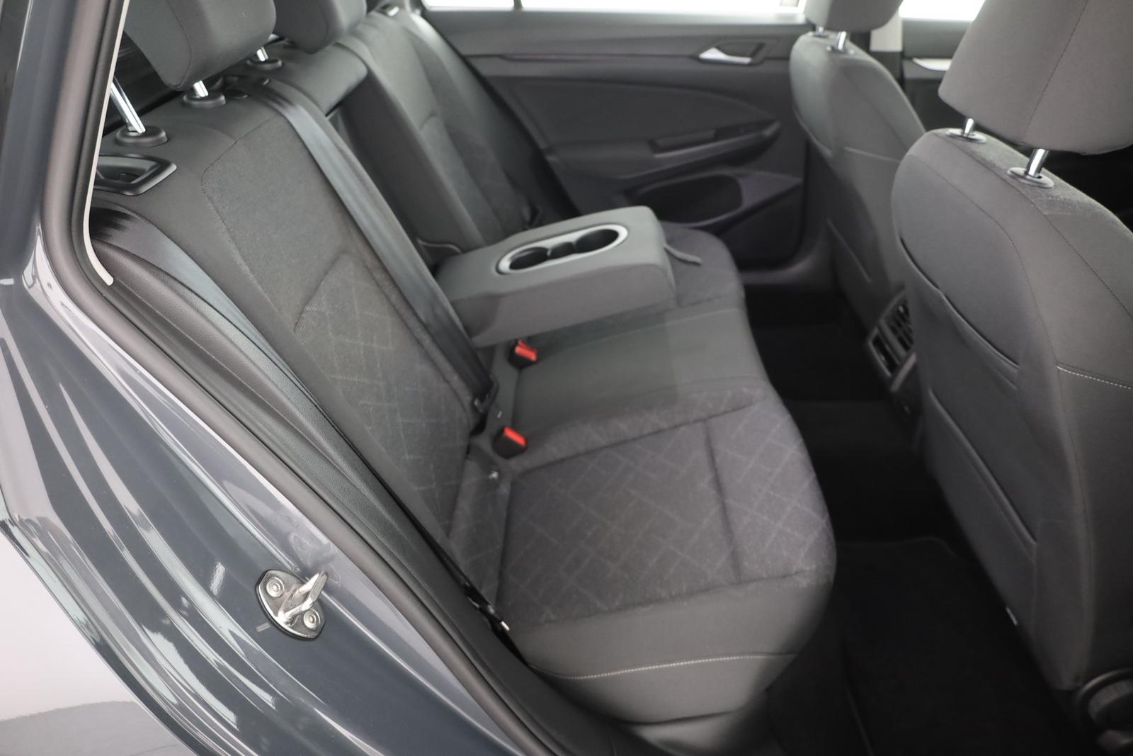 Volkswagen Golf VIII Variant 2.0 TDI DSG LED Navi ACC PDC, миниатюра 24