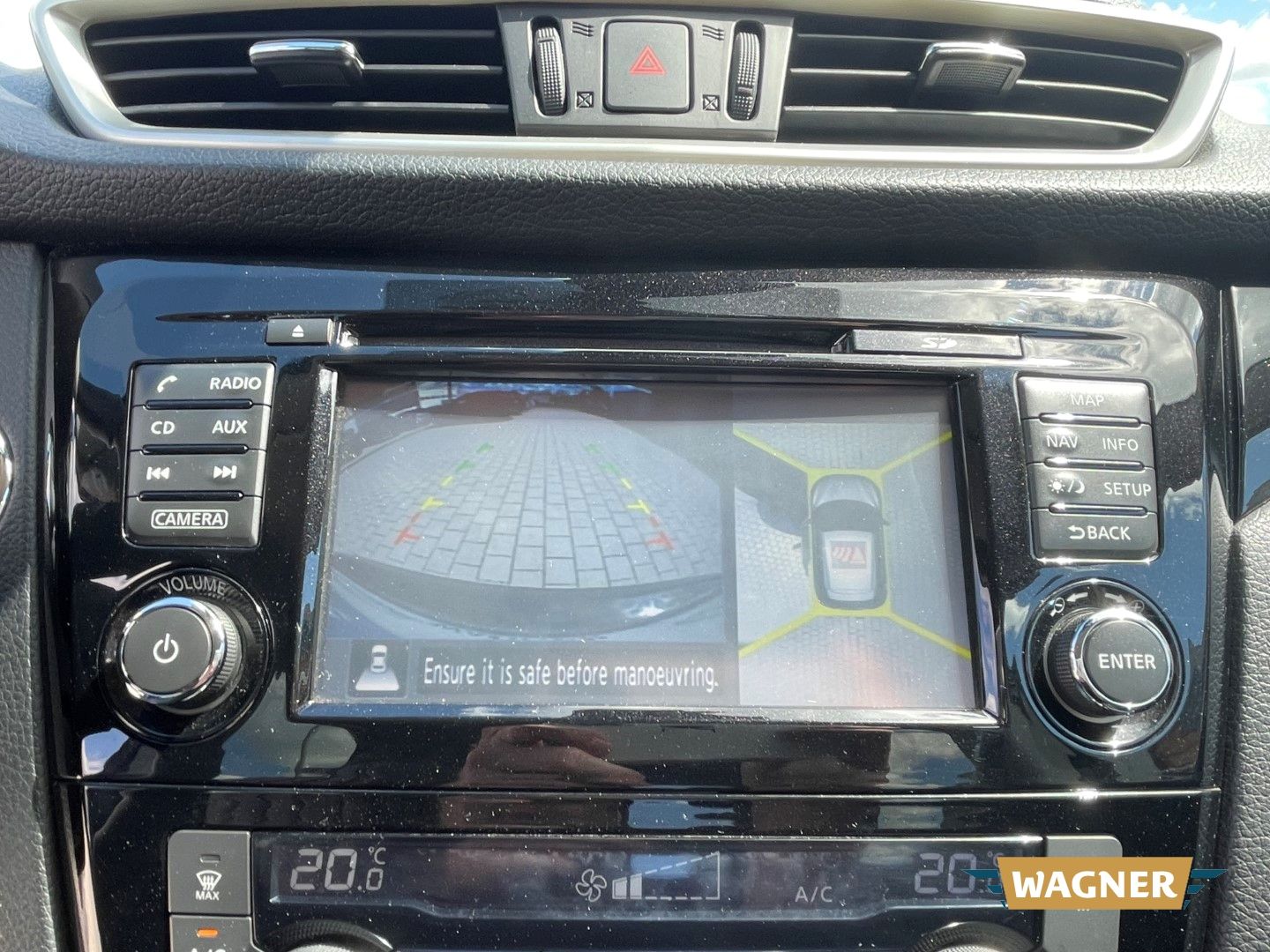 Fahrzeugabbildung Nissan Qashqai Acenta 1.6 DIG-T Klimaautomatik