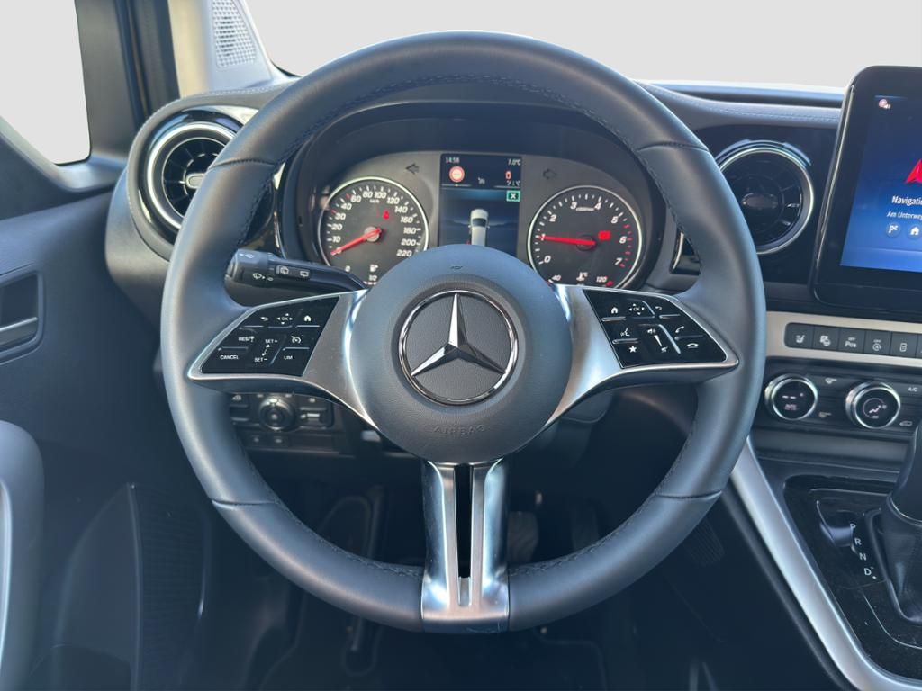 Fahrzeugabbildung Mercedes-Benz T 180 PROGRESSIVE Lang 7 Sitzer AHK*Navi*LED*PDC
