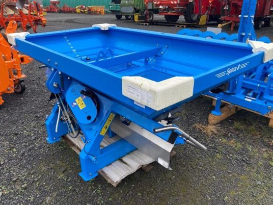 Lemken Spica 8/900