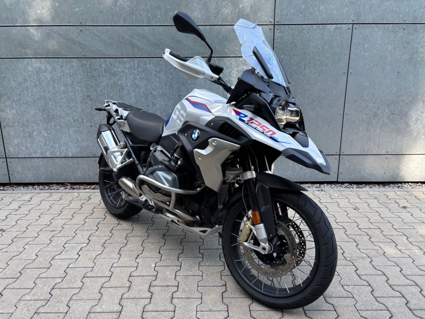 Fahrzeugabbildung BMW R 1250 GS Rallye Tieferlegung 4 Pakete