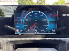 Fahrzeugabbildung Mercedes-Benz A 180d 7G-DCT LED NAVIGATION PDC TEMPOMAT