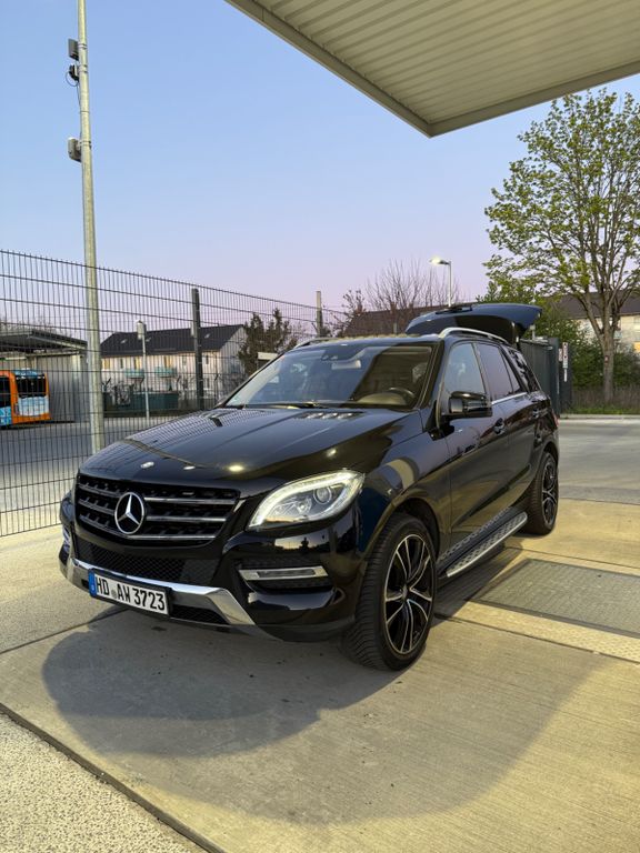 Mercedes-Benz ML 350