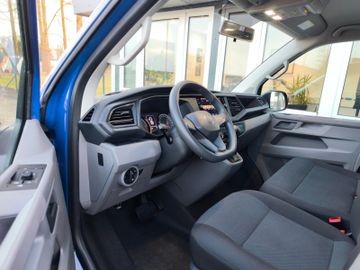 Volkswagen T6.1 Transporter DSG*DAB*Navi*SHZ*PDC*6-Sitzer*
