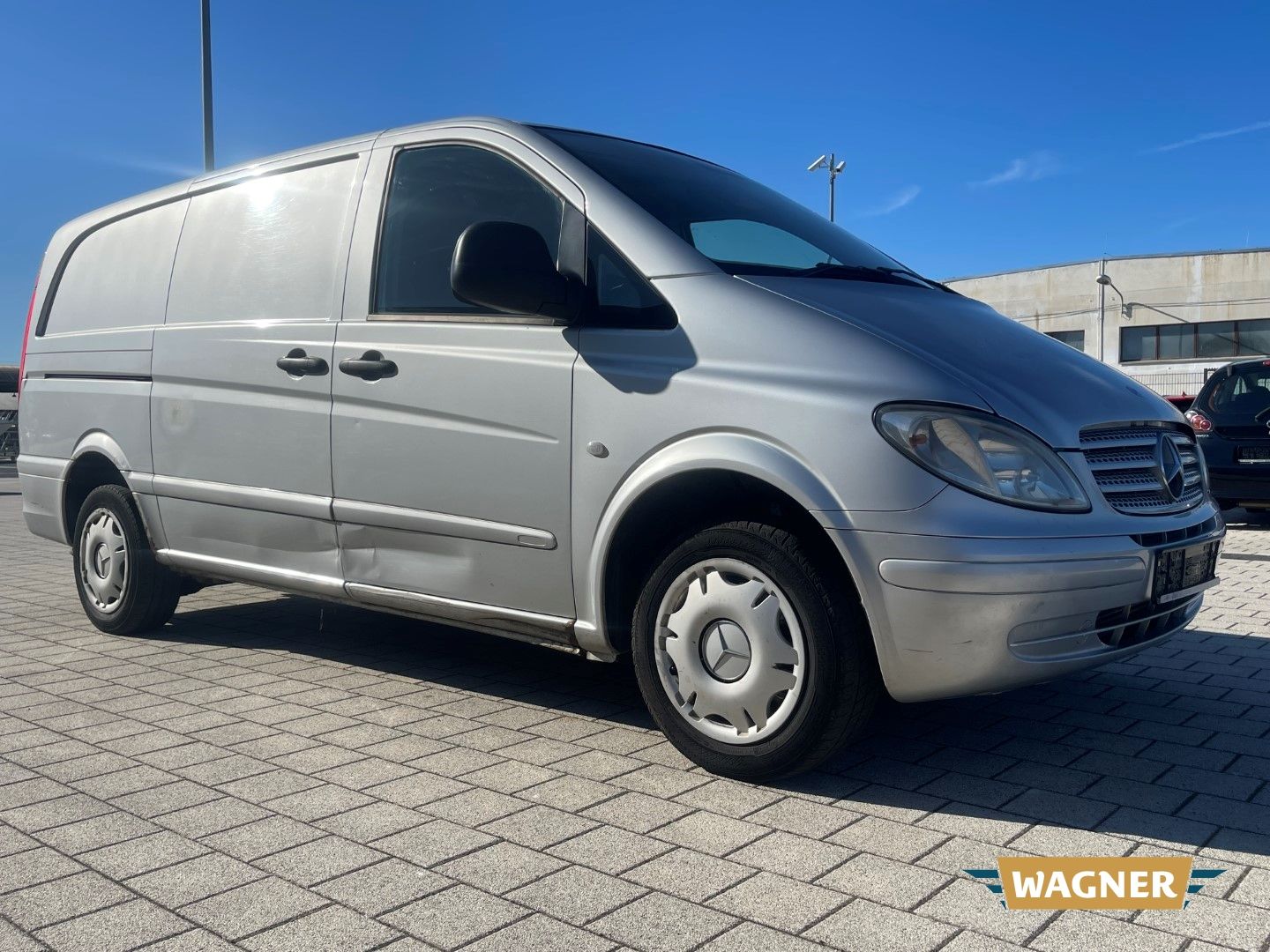 Fahrzeugabbildung Mercedes-Benz Vito Kasten 111 CDI lang Klimaanlage TÜV 06/2026