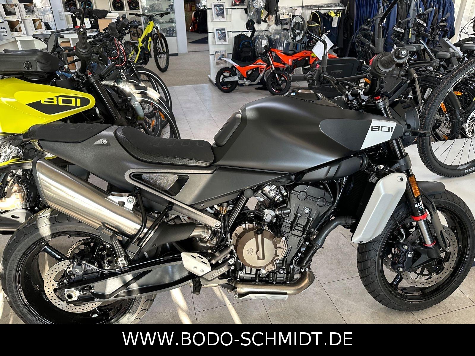 Husqvarna Svartpilen 801  L 2025 Dynamic Pack  A2 Version