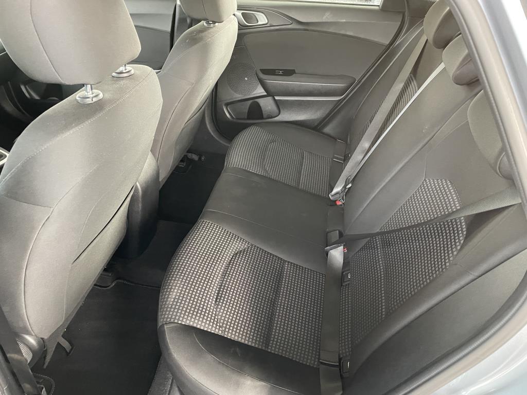Kia CEED SW SILVER 1.0 T SHZ, KAMERA, PDC, KLIMAAUTO