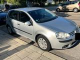 Volkswagen Golf 1.9 TDI 6-Gang SHZ, Temp. Klimaaut. - Volkswagen Golf aus 2006: TDI