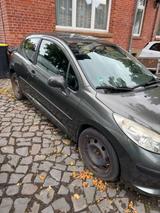 Peugeot 207 - Peugeot 207 in Kassel