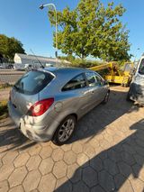 Opel Corsa D - Opel Corsa aus 2007 mit Diesel-Antrieb