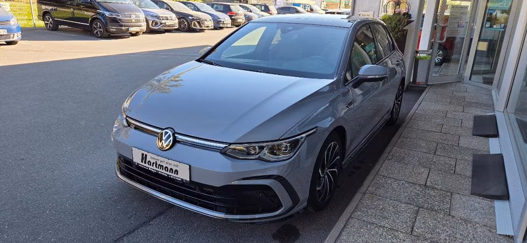 Volkswagen Golf R-Line 1,5TSI DSG Matrix Klima PGD Sitzh AP