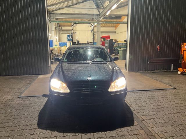 Mercedes-Benz Mercedes S320 V6 w220 1 Hand