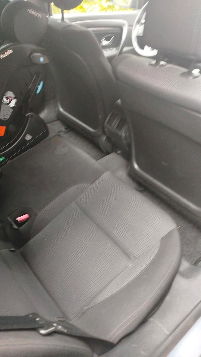 Renault Laguna 2008 — photo 11