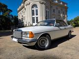 Mercedes-Benz CE 230 - Mercedes-Benz Coupé aus dem Jahr 1982