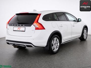 Volvo V60 Cross Country - 5