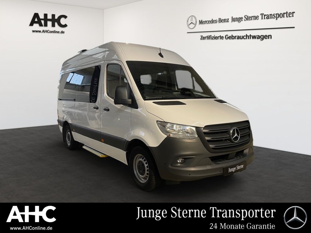 Fahrzeugabbildung Mercedes-Benz Sprinter 317 Kombi L2H2 Mobility Rollstuhl Lift